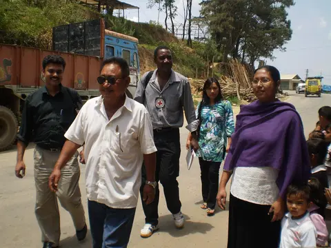 ZAKIE KIRE LEADING THE TROUPE