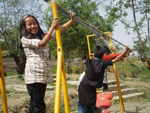 PLAY TIME 
