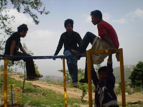 PLAY TIME 