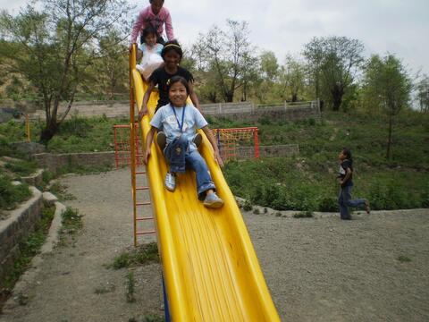 PLAY TIME 