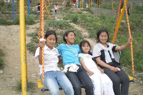 PLAY TIME 
