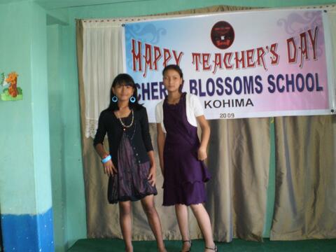 FASHION SHOW