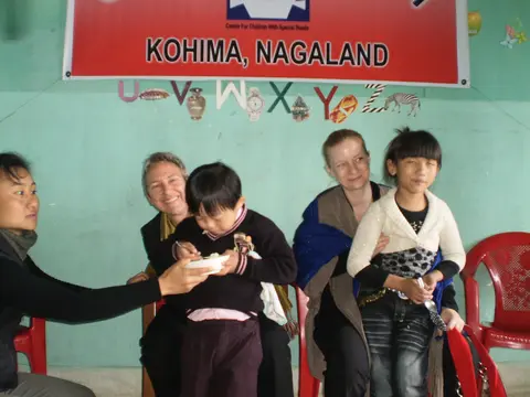  MONICA ZAWARELLI & SOPHIE BARBEY INTERACTION WITH THE CHILDREN